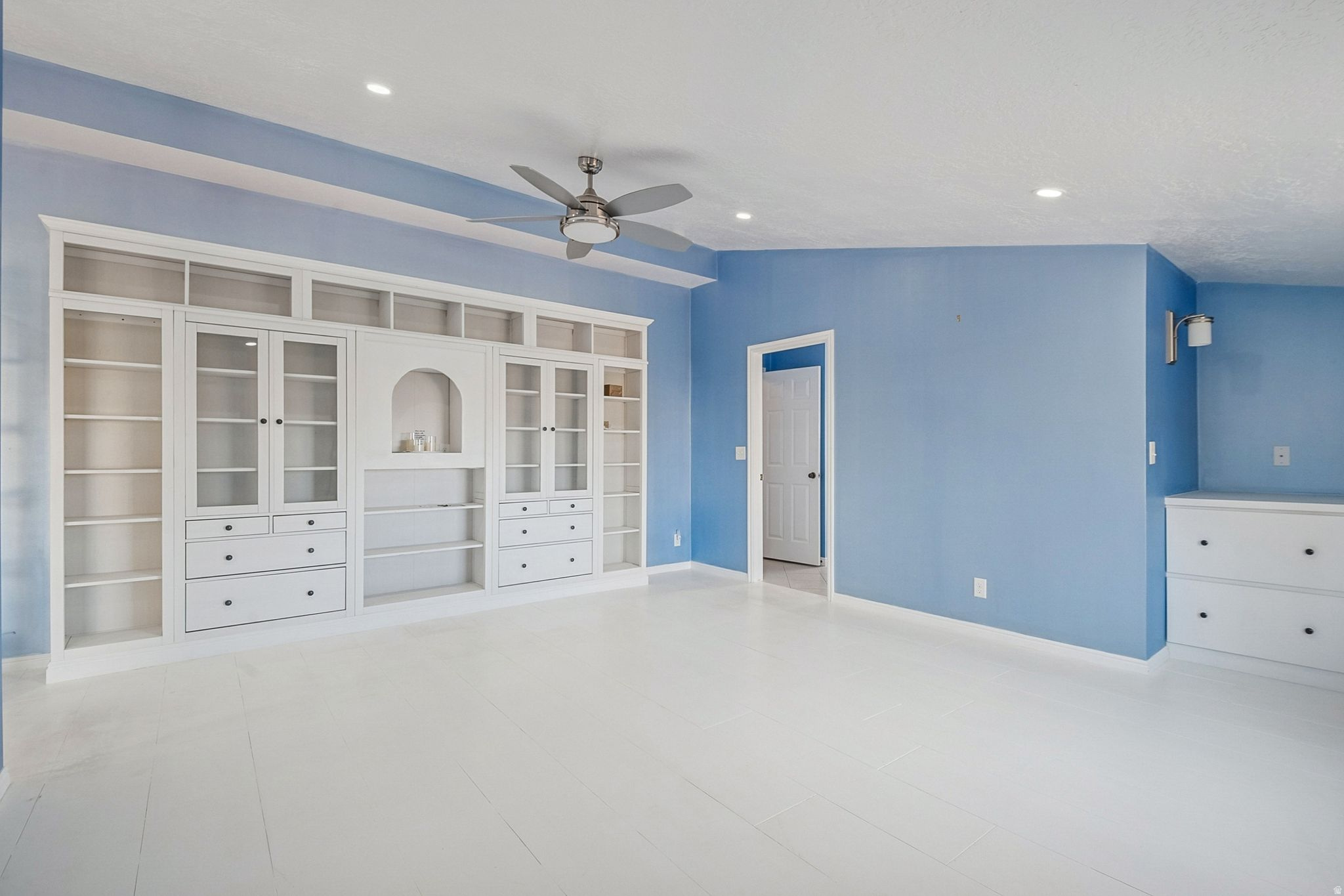 MAJESTIC CANYONS - Residential