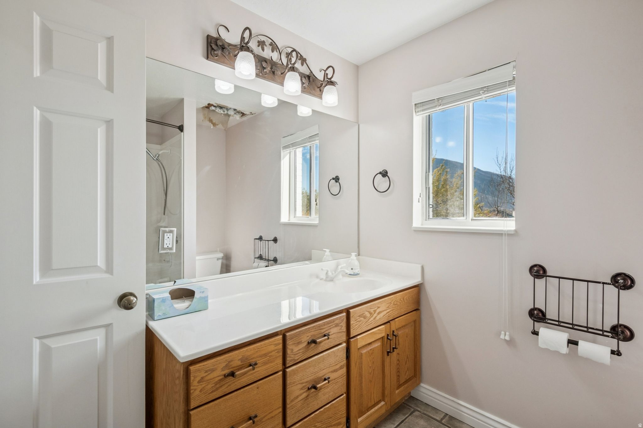 MAJESTIC CANYONS - Residential