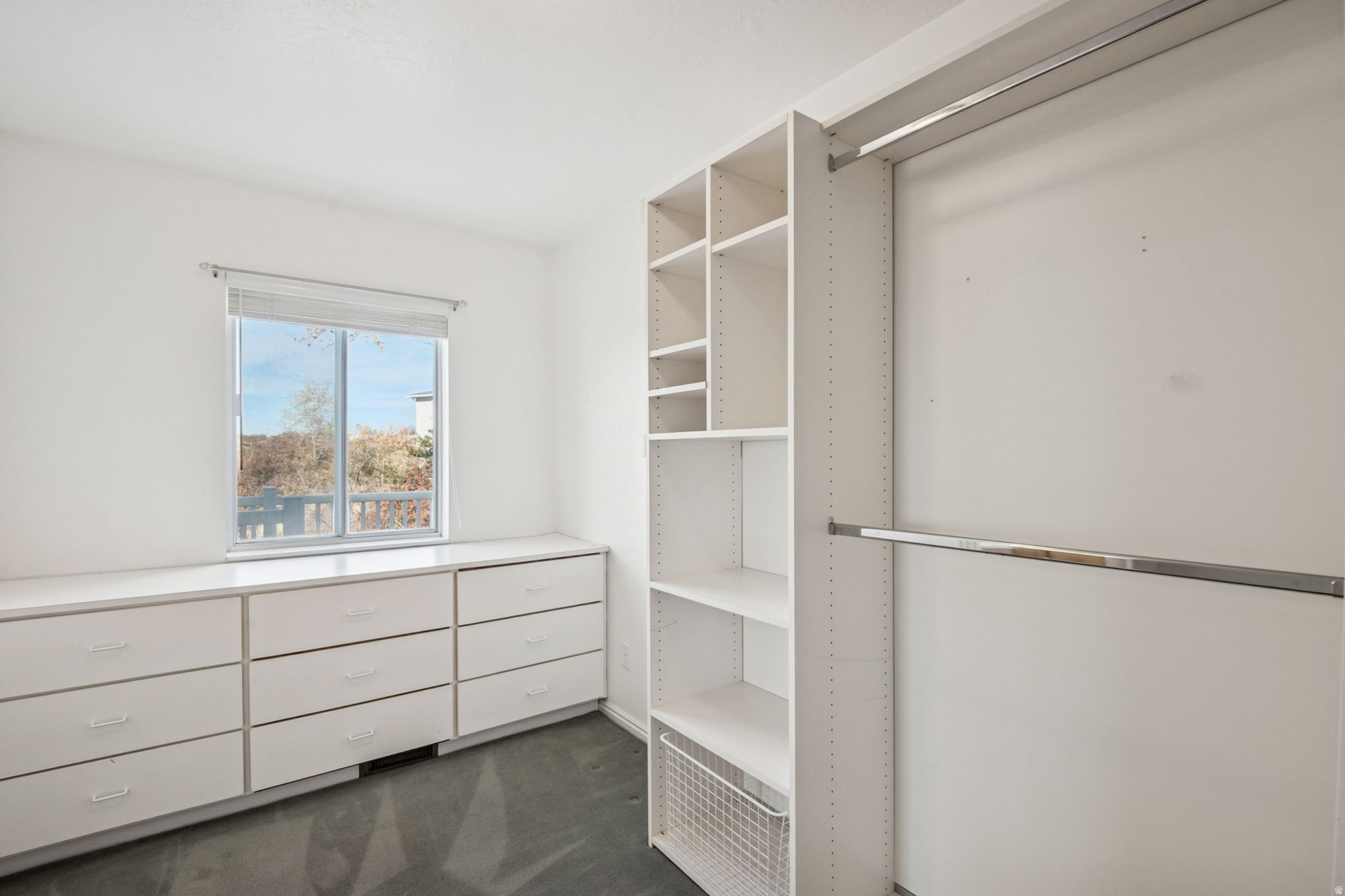 MAJESTIC CANYONS - Residential