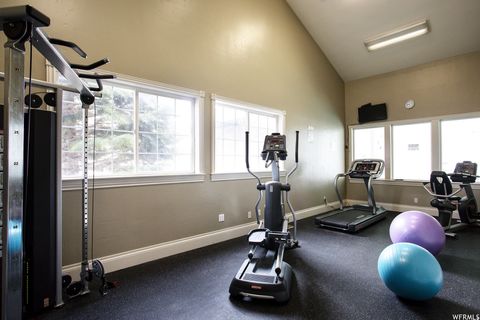 Tiny photo for 863 ZURICH LN, Midway, UT 84049 (MLS # 2146926)