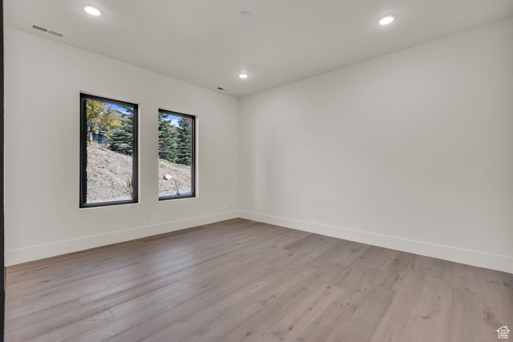 DEER CANYON PRESERVE PHASE 1 - Residential