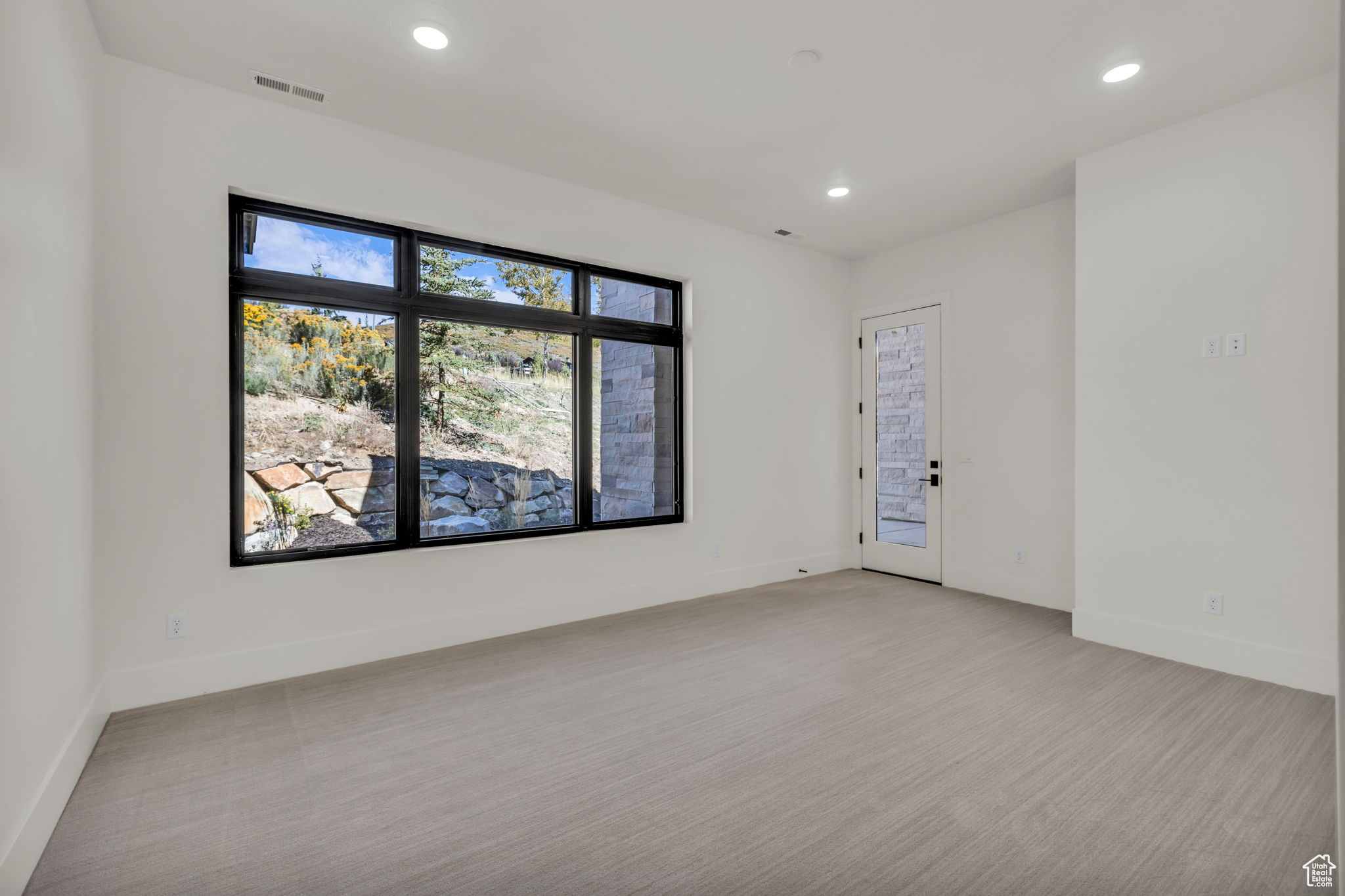 DEER CANYON PRESERVE PHASE 1 - Residential