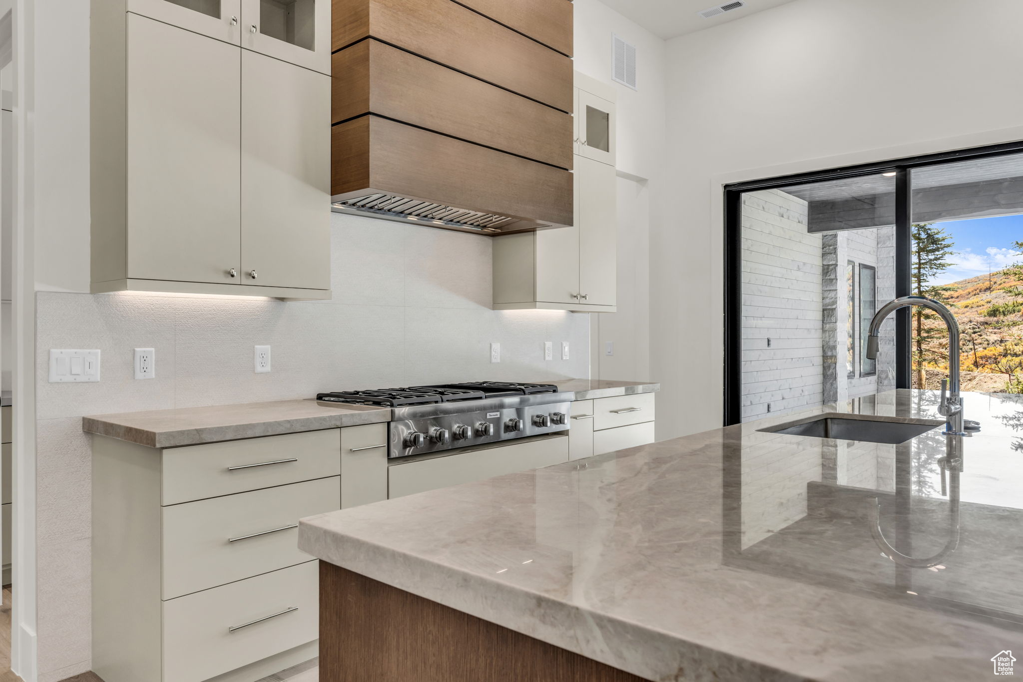 DEER CANYON PRESERVE PHASE 1 - Residential