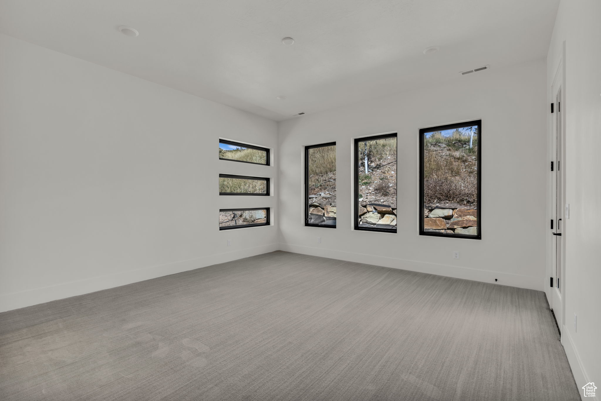 DEER CANYON PRESERVE PHASE 1 - Residential