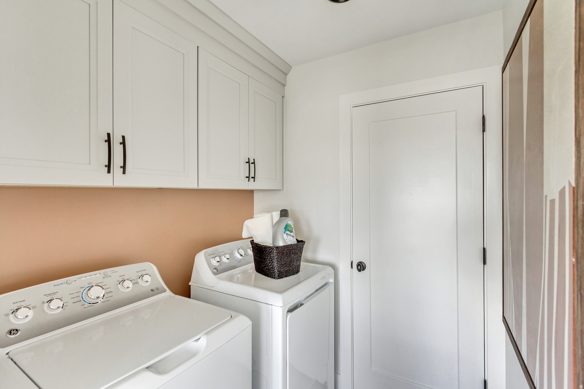 MEADOWBROOK - Residential