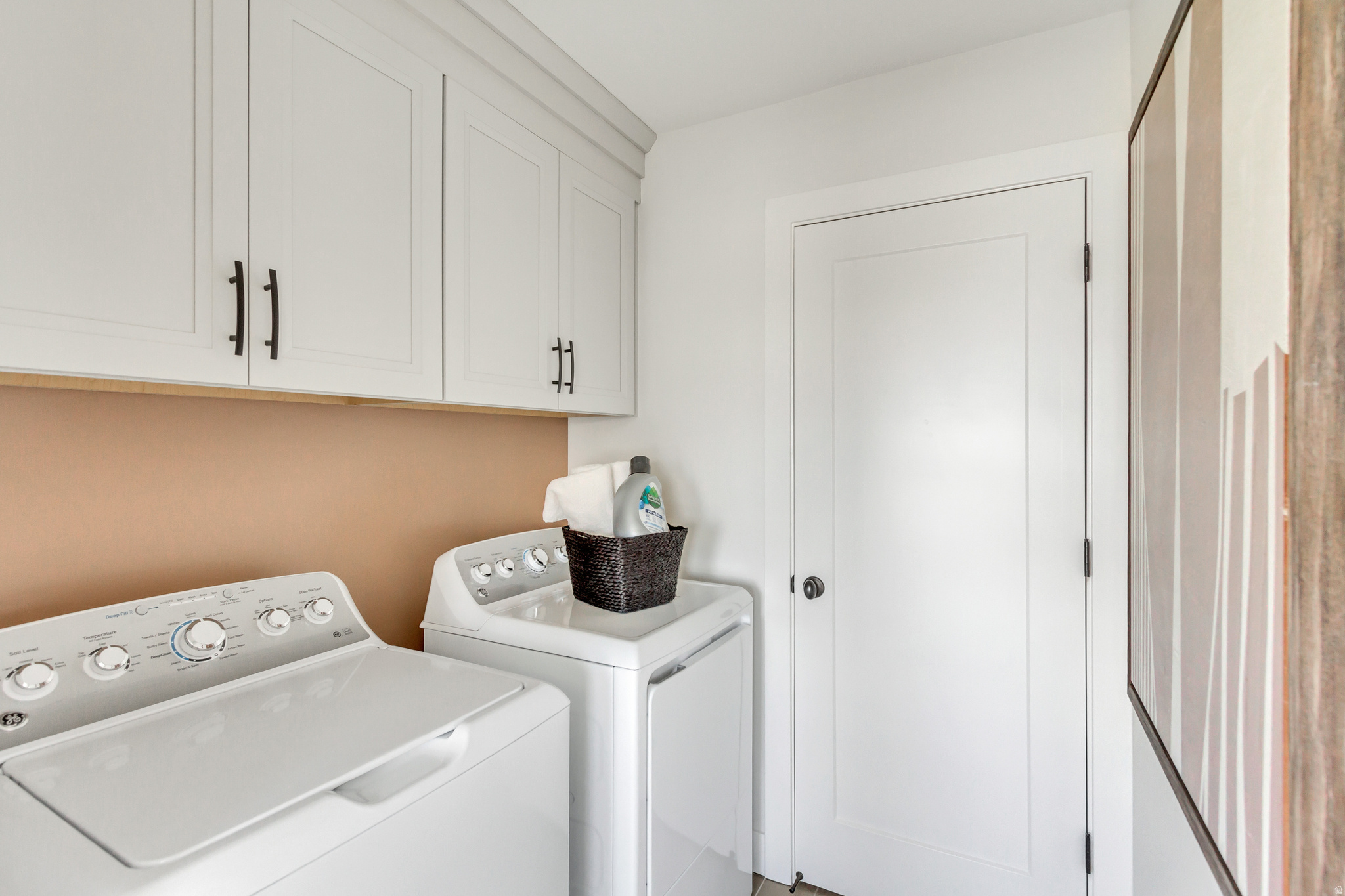 MEADOWBROOK - Residential