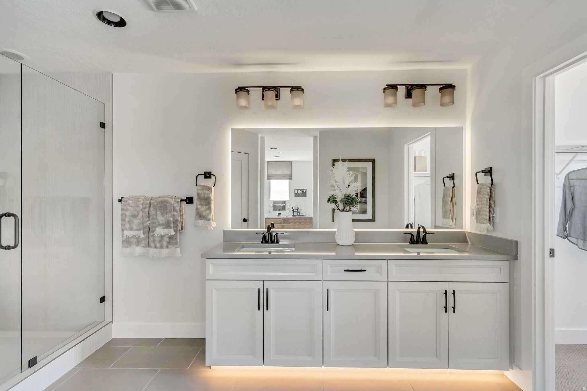 MEADOWBROOK - Residential