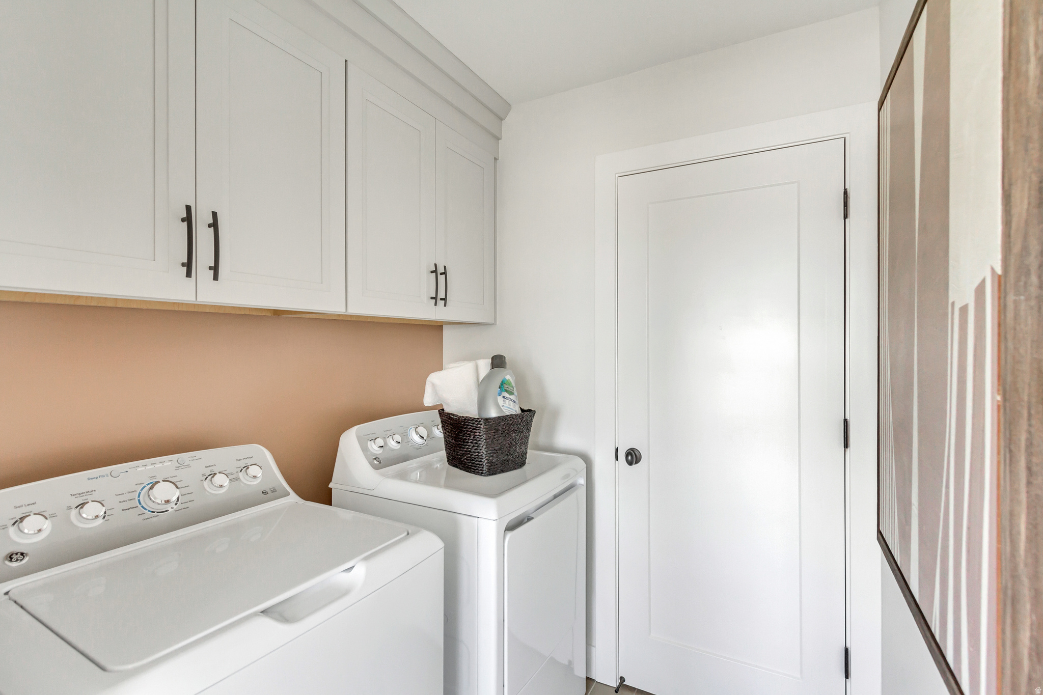 MEADOWBROOK - Residential