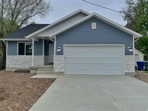 Photo of 1025 S GRAMERCY AVE, Ogden, UT 84404 (MLS # 2151246)