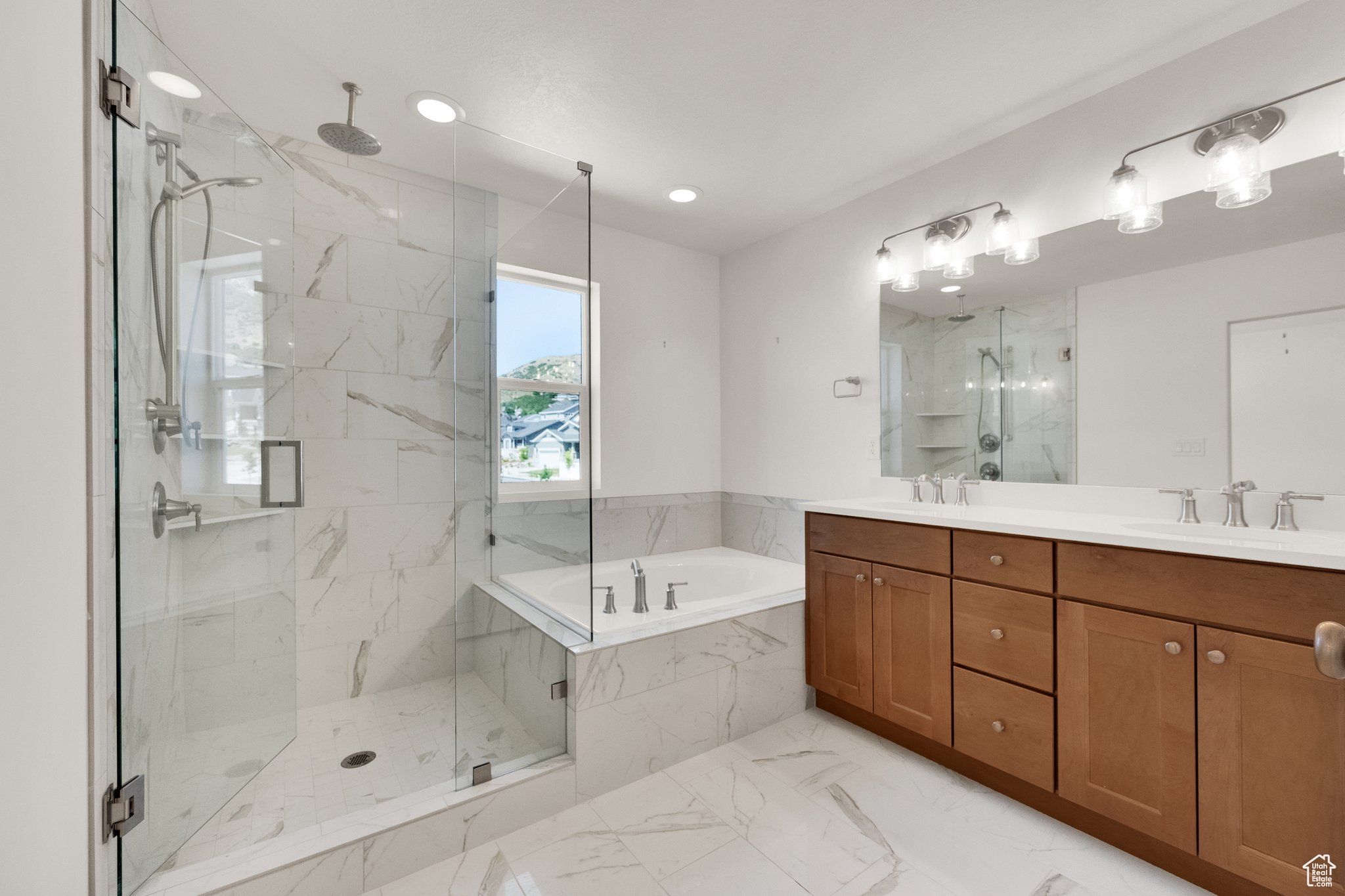 ORCHARD RIDGE EST 201 - Residential