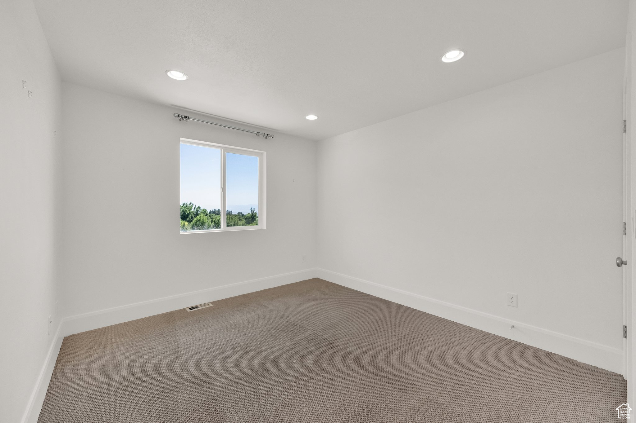 ORCHARD RIDGE EST 201 - Residential