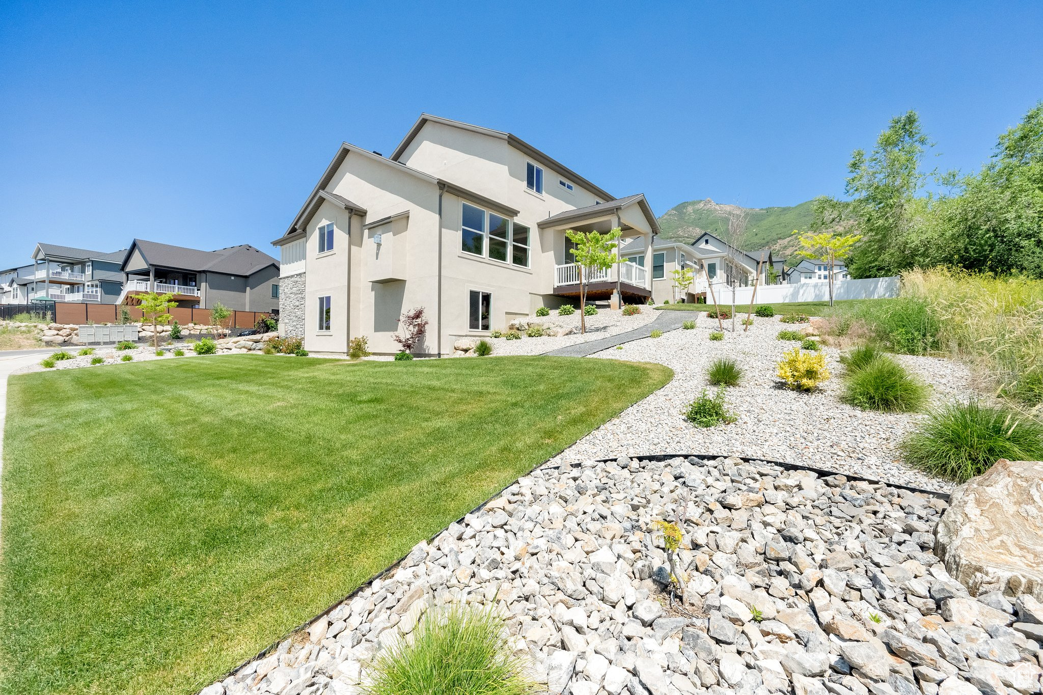 ORCHARD RIDGE EST 201 - Residential