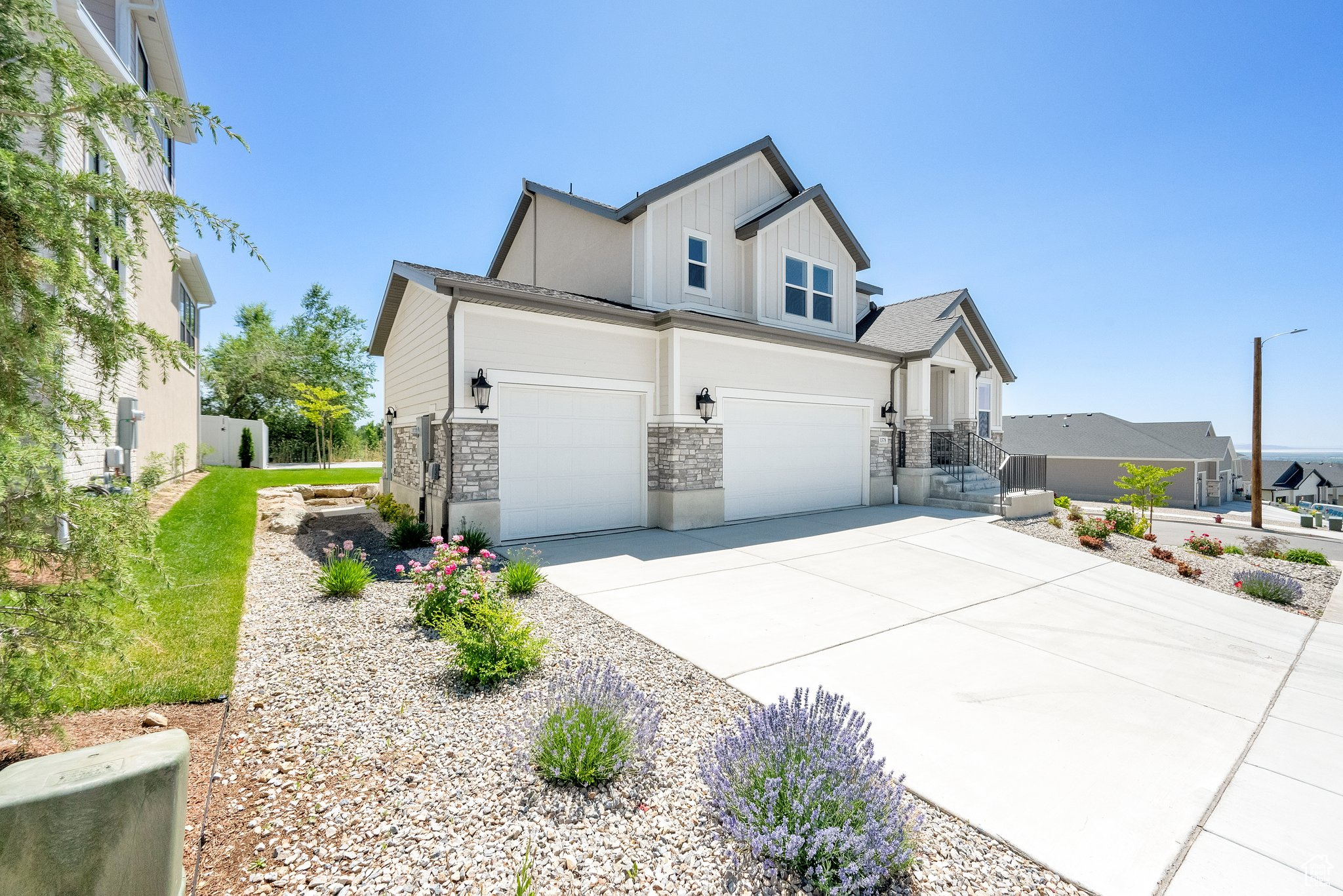 ORCHARD RIDGE EST 201 - Residential