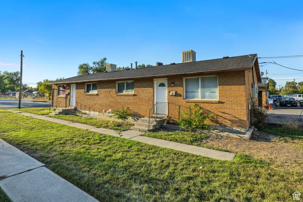 Photo for 1229 S EMERY ST, Salt Lake City, UT 84104 (MLS # 2118225)