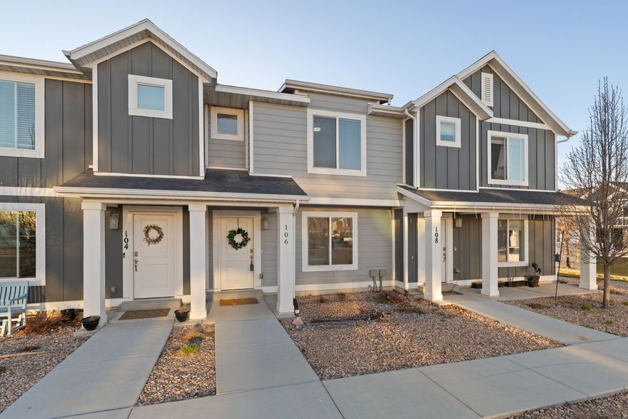 Welcome to 106 N Heading Row in Saratoga Springs. This inviting home is located in a well-established neighborhood known for its convenient access to parks, schools, shopping, and outdoor recreation. Featuring **new carpet, fresh paint, and new flooring** throughout, the home is move-in ready with a bright and functional floor plan designed for both everyday living and entertaining. The kitchen offers ample cabinetry and counter space and flows easily into the main living areas, creating a warm and open atmosphere. Bedrooms are generously sized, including a spacious primary suite with a private bath. Large windows throughout bring in natural light and add to the home's inviting feel. Enjoy the outdoor space with access to club house, pool, splash pad, pickleball and more.