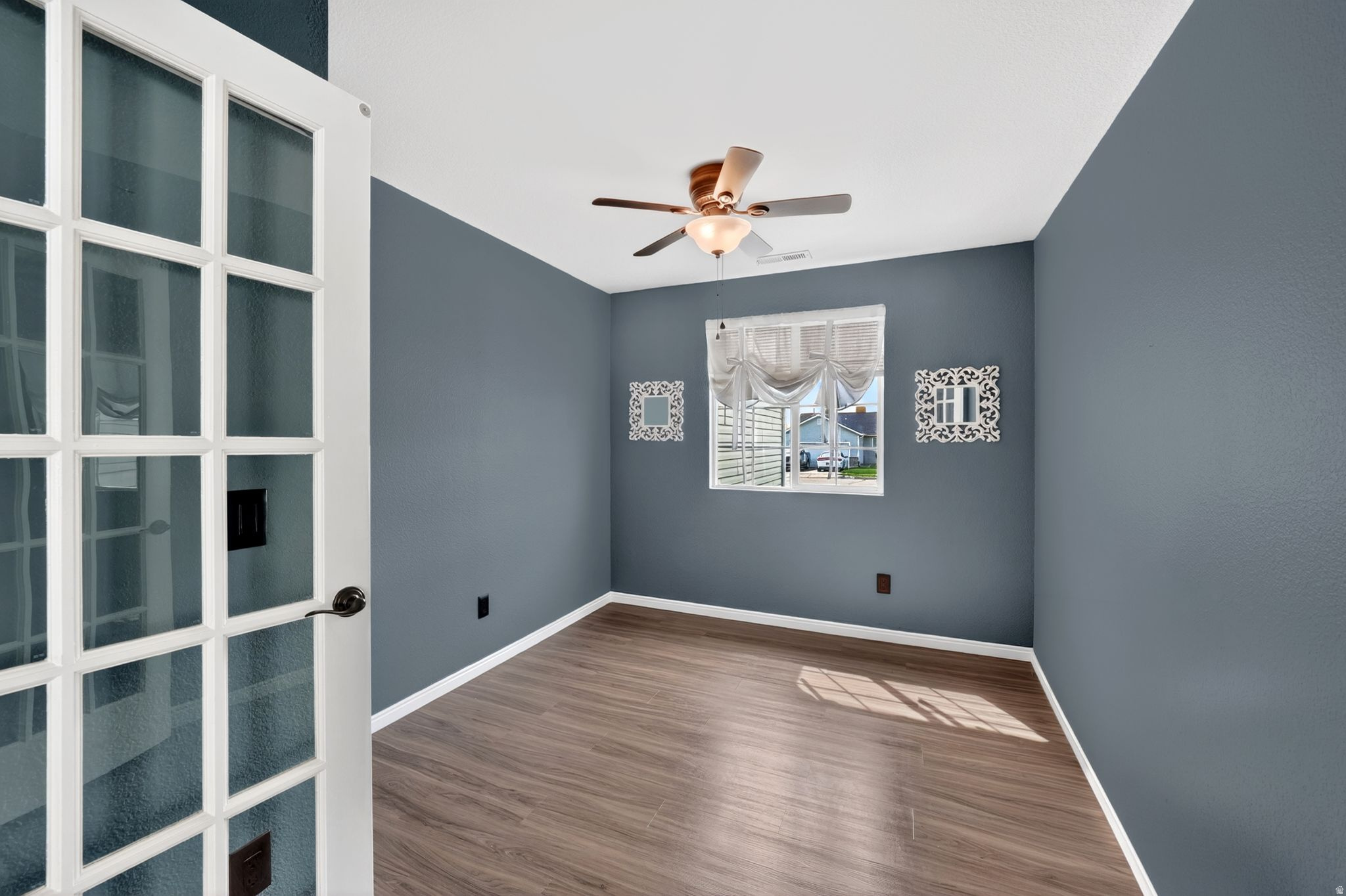 LAYTON SEASONS - Residential