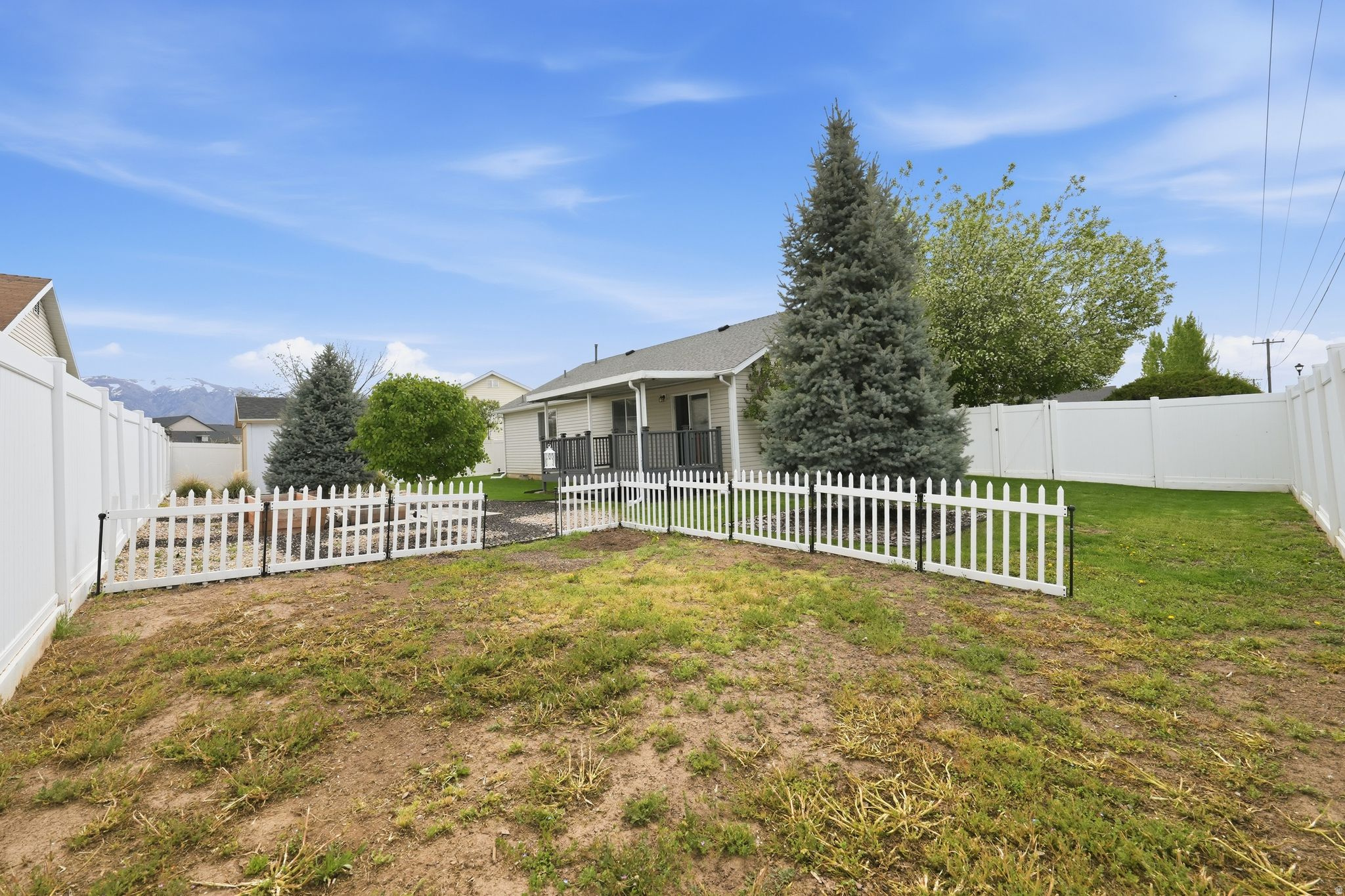 LAYTON SEASONS - Residential