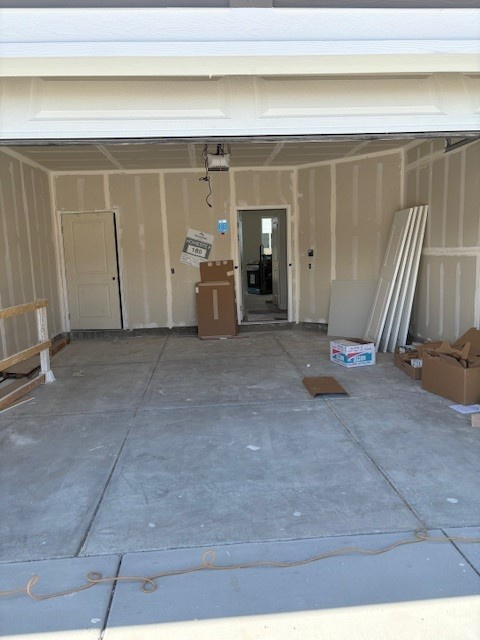 SUMMERFIELD - Residential