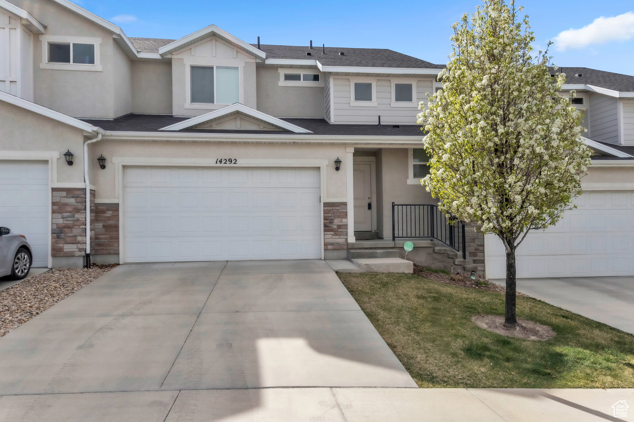 14292 S Autumn Path Ln, Riverton, Utah image 1