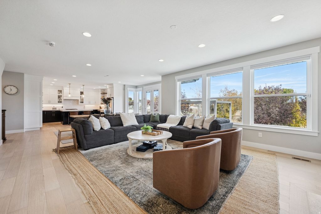 Photo of 2626 W MIDAS SIDE WAY, Riverton, UT 84065 (MLS # 2120199)