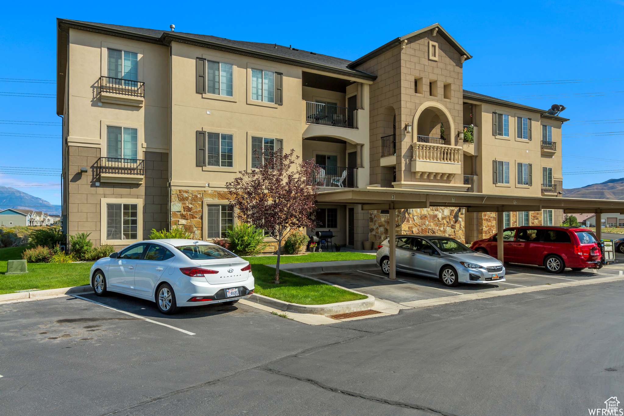 ROCK CREEK CONDO - Residential