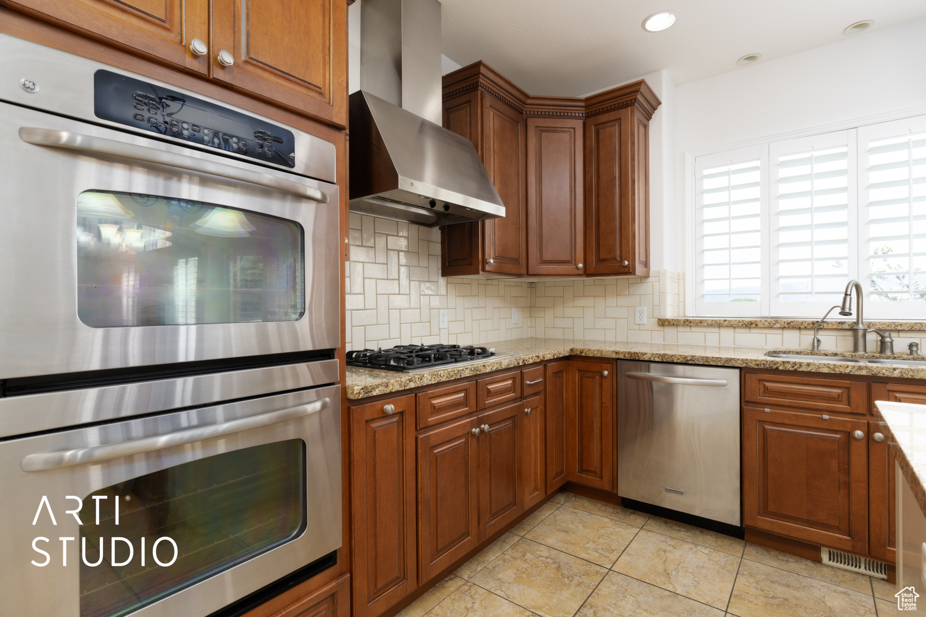 2114 S 100, Orem, Utah image 14