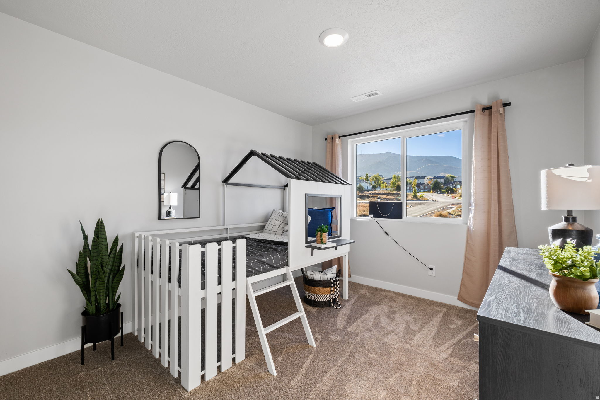 SCARLET RIDGE - Residential