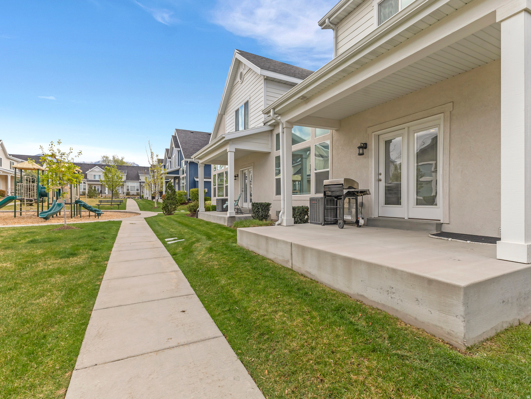 COTTAGES AT SANDY HOA - Residential