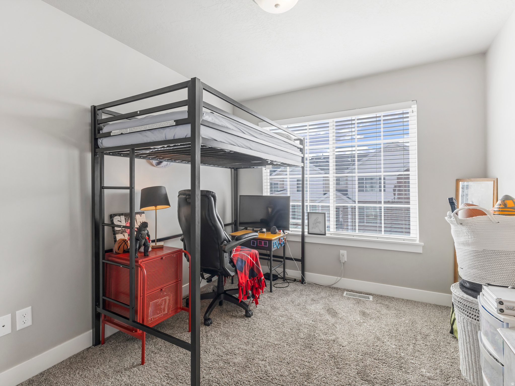 COTTAGES AT SANDY HOA - Residential