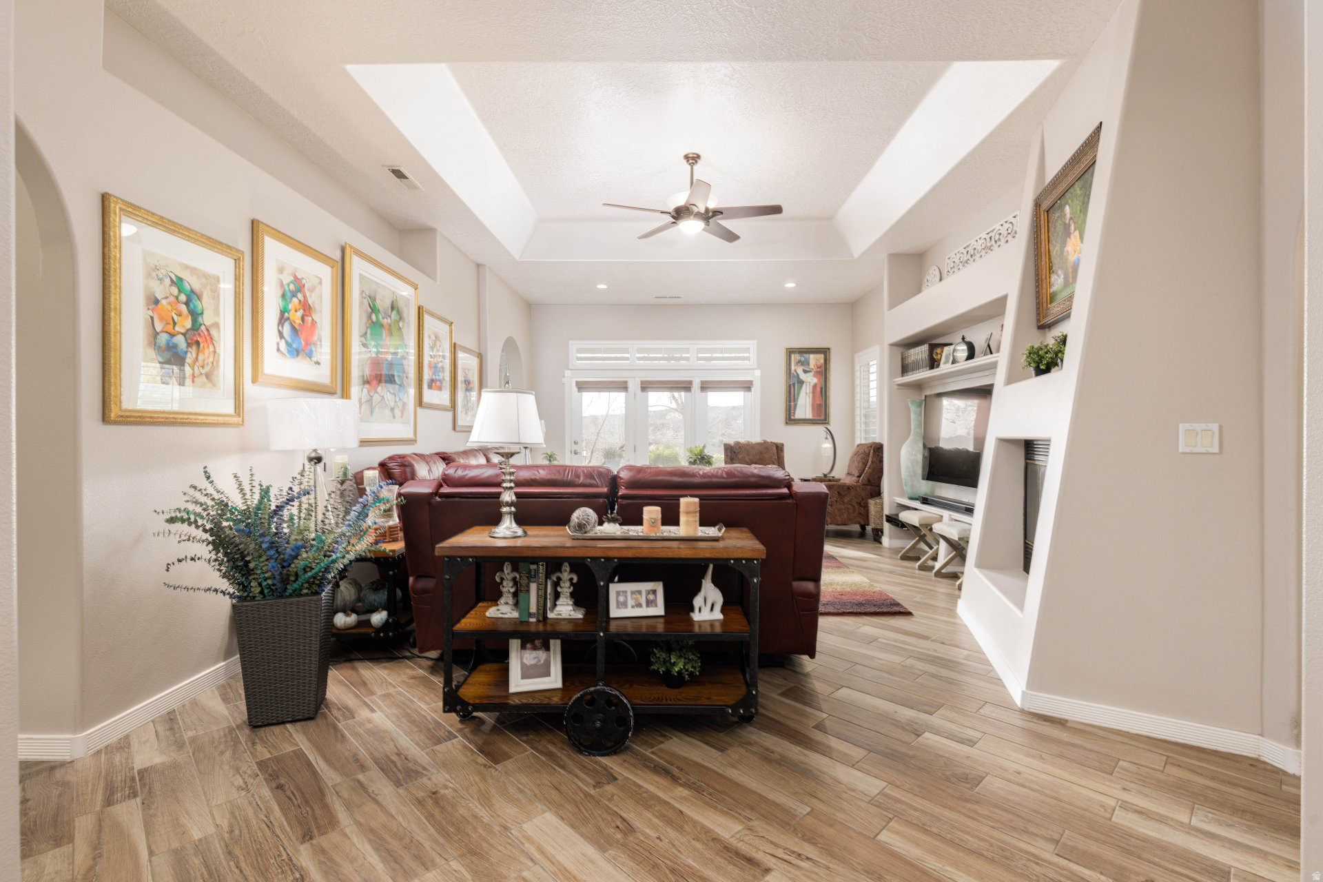 RIVERWOOD 1 CONDO - Residential