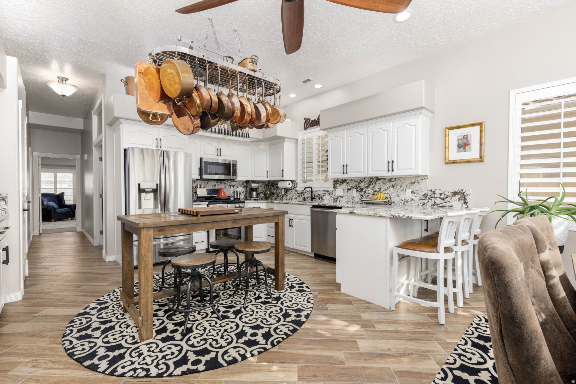 RIVERWOOD 1 CONDO - Residential