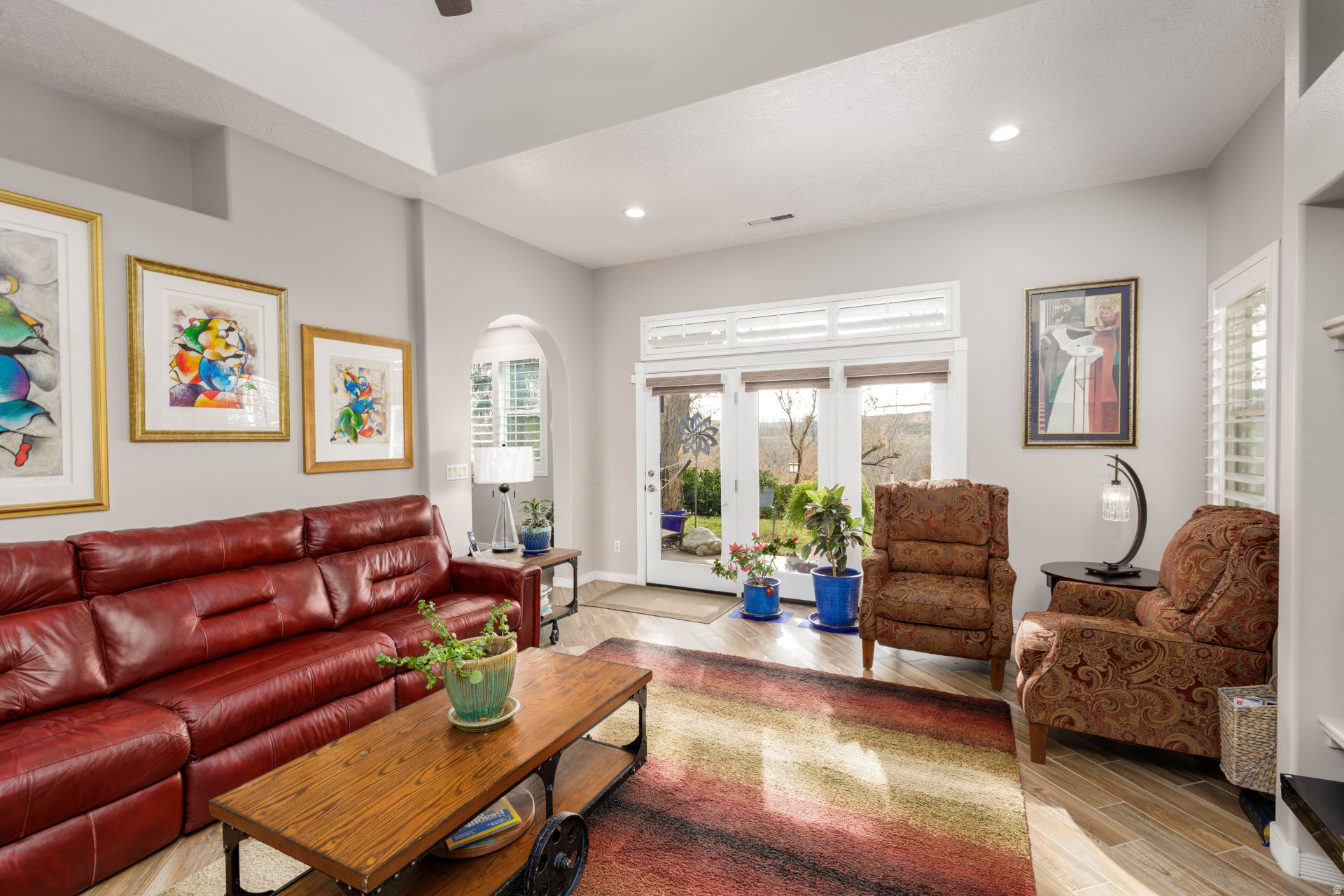 RIVERWOOD 1 CONDO - Residential