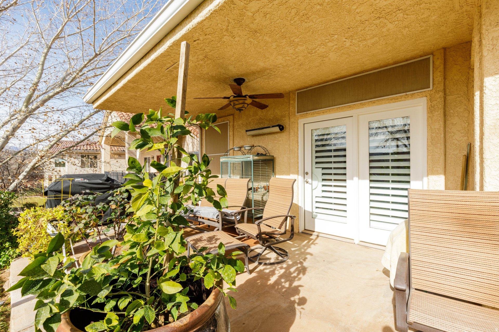 RIVERWOOD 1 CONDO - Residential