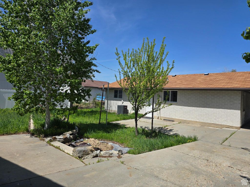 Photo of 760 E 8080 S, Sandy, UT 84094 (MLS # 2136511)