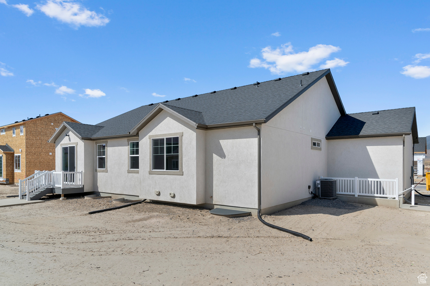 OVERLAND COLLECTION V2 248 - Residential