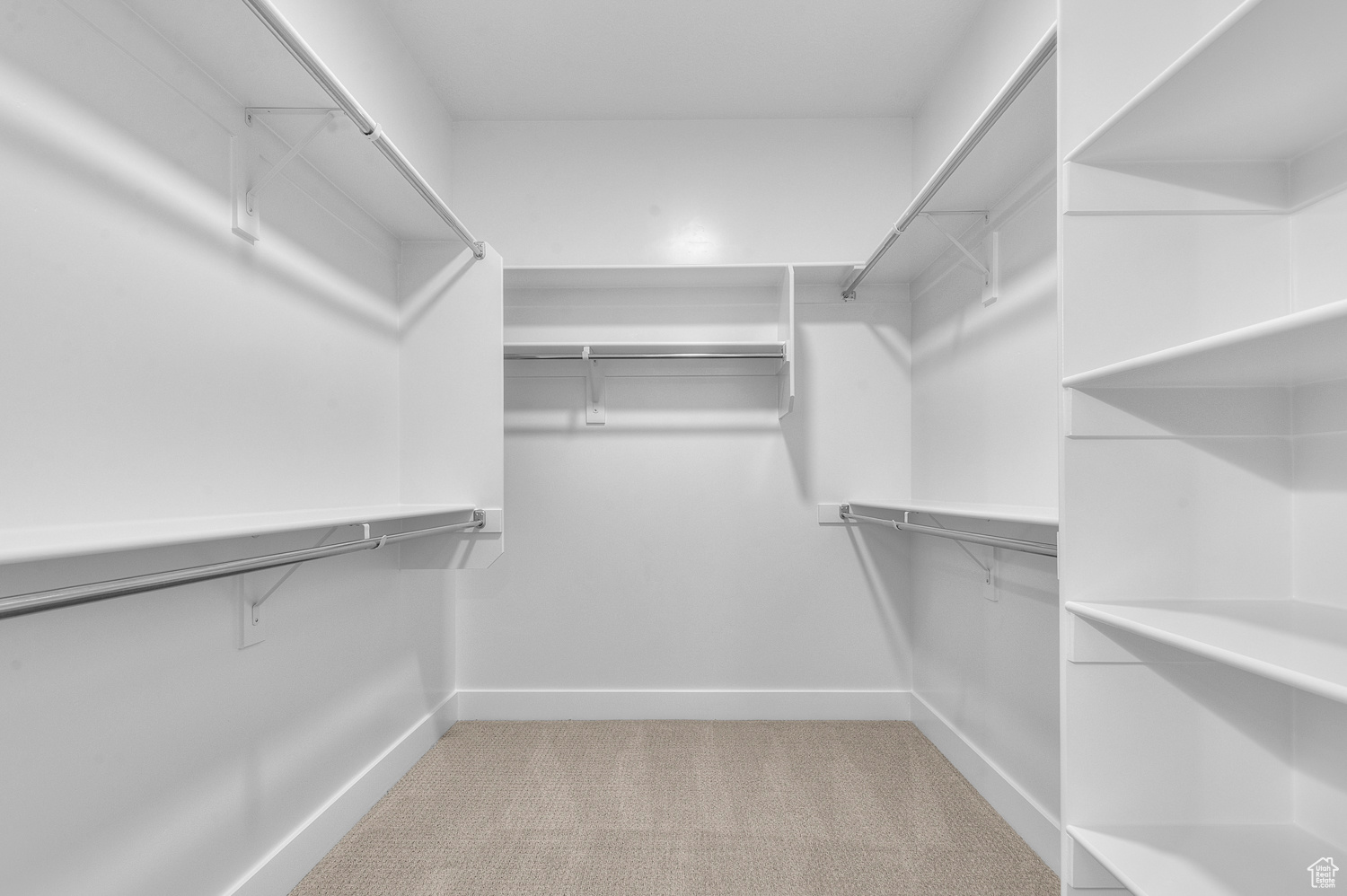 OVERLAND COLLECTION V2 248 - Residential