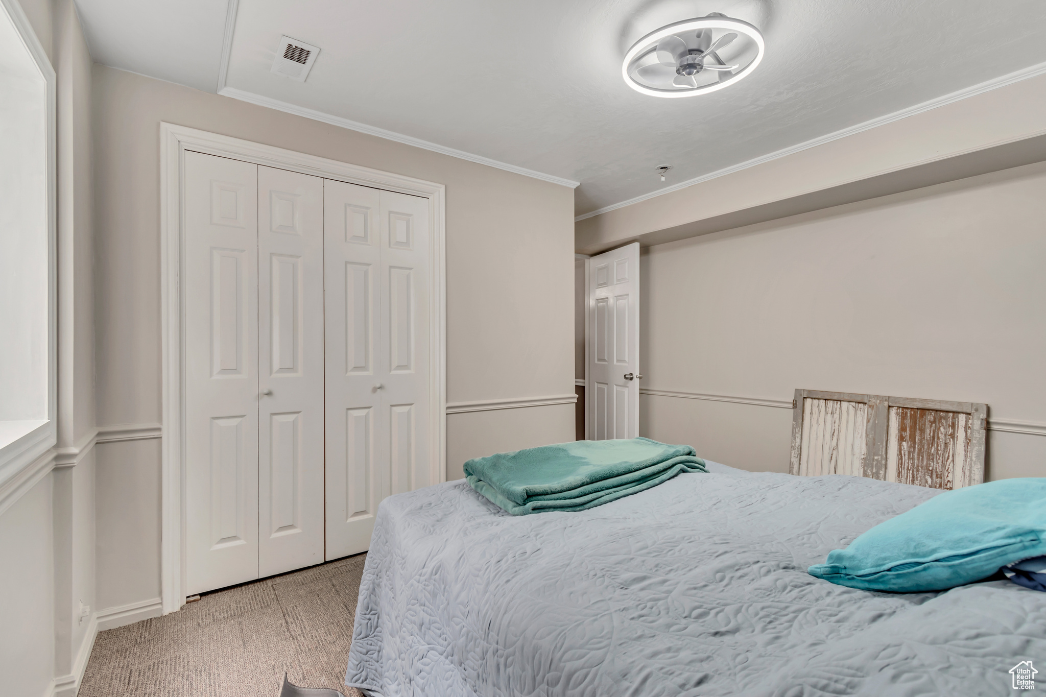 COUNTRY MANOR ESTATE - Residential