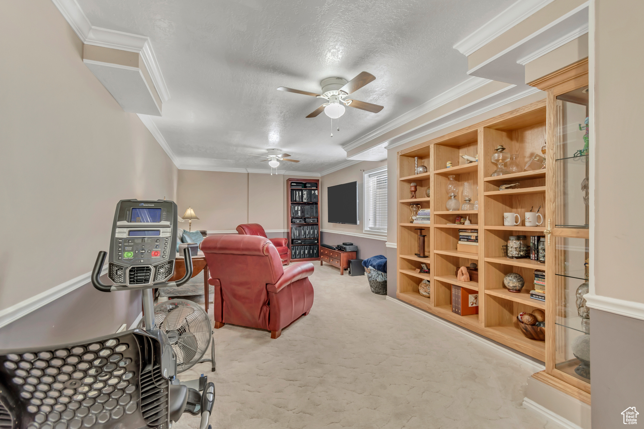 COUNTRY MANOR ESTATE - Residential