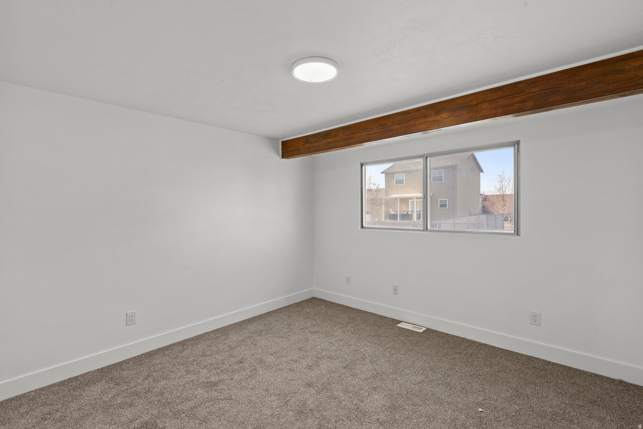 COUNTRY VILLAGE - Residential