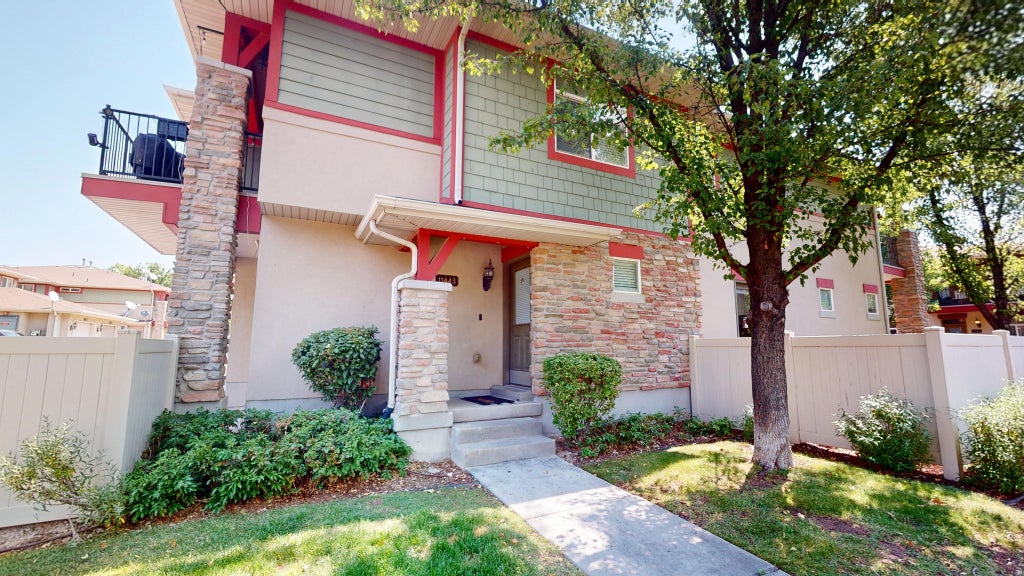 Photo of 11443 S OPEN VIEW LN W, South Jordan, UT 84009 (MLS # 2167668)