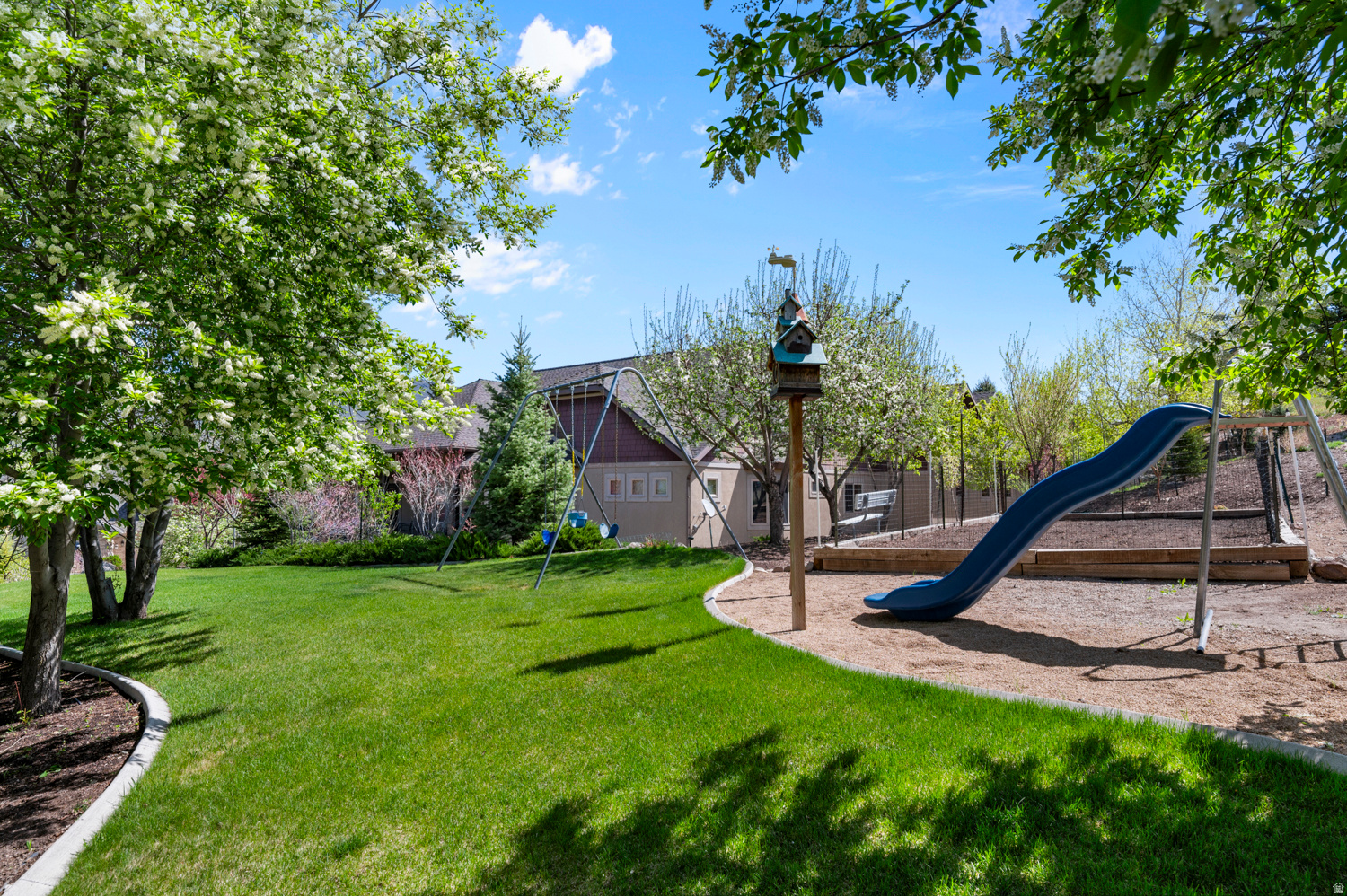 CROSSINGS AT LAKE CR - Residential