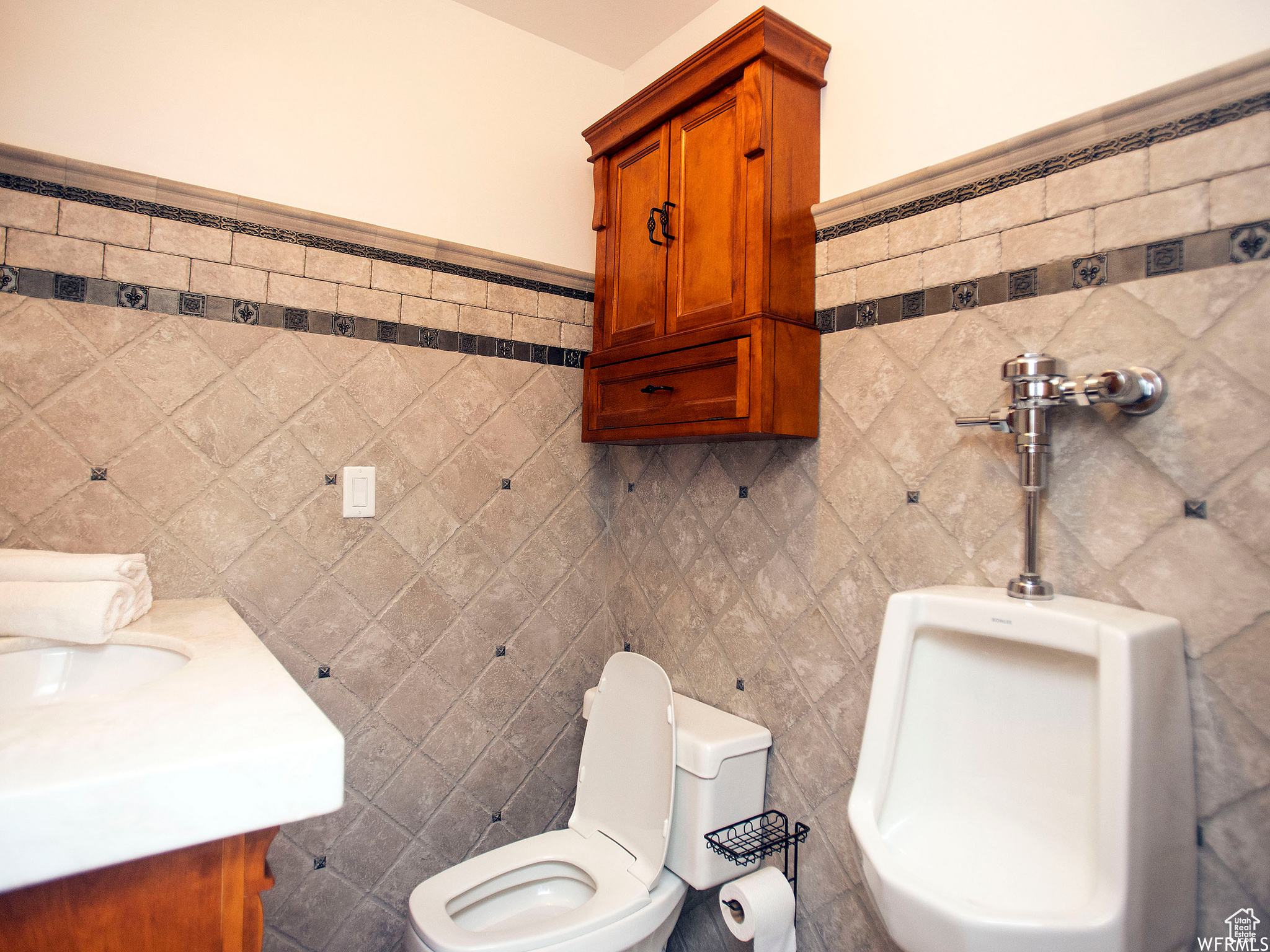 RASPBERRY PATCH ESTATES - Residential