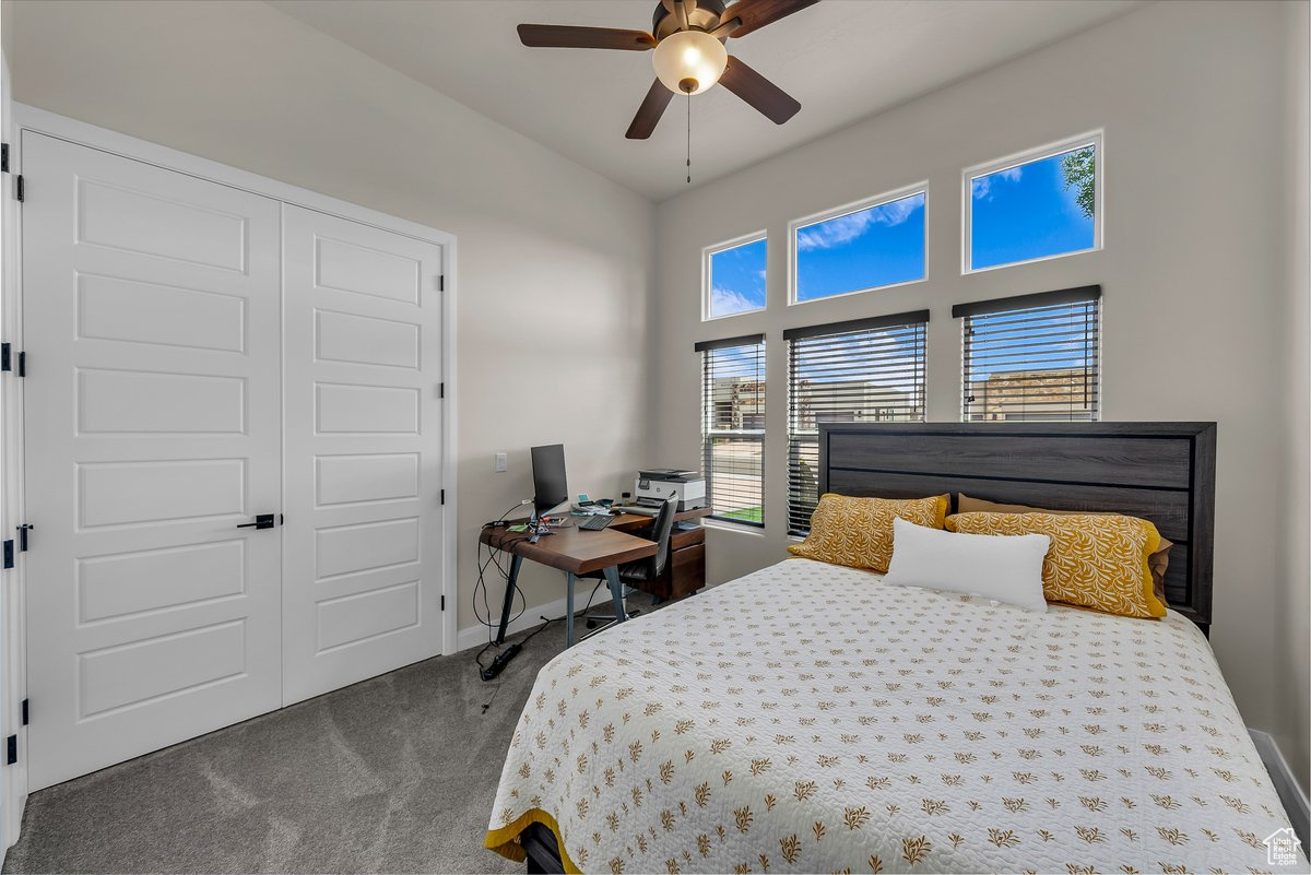 LEDGES OF ST GEORGE WHITE ROCKS PH 6 - Residential