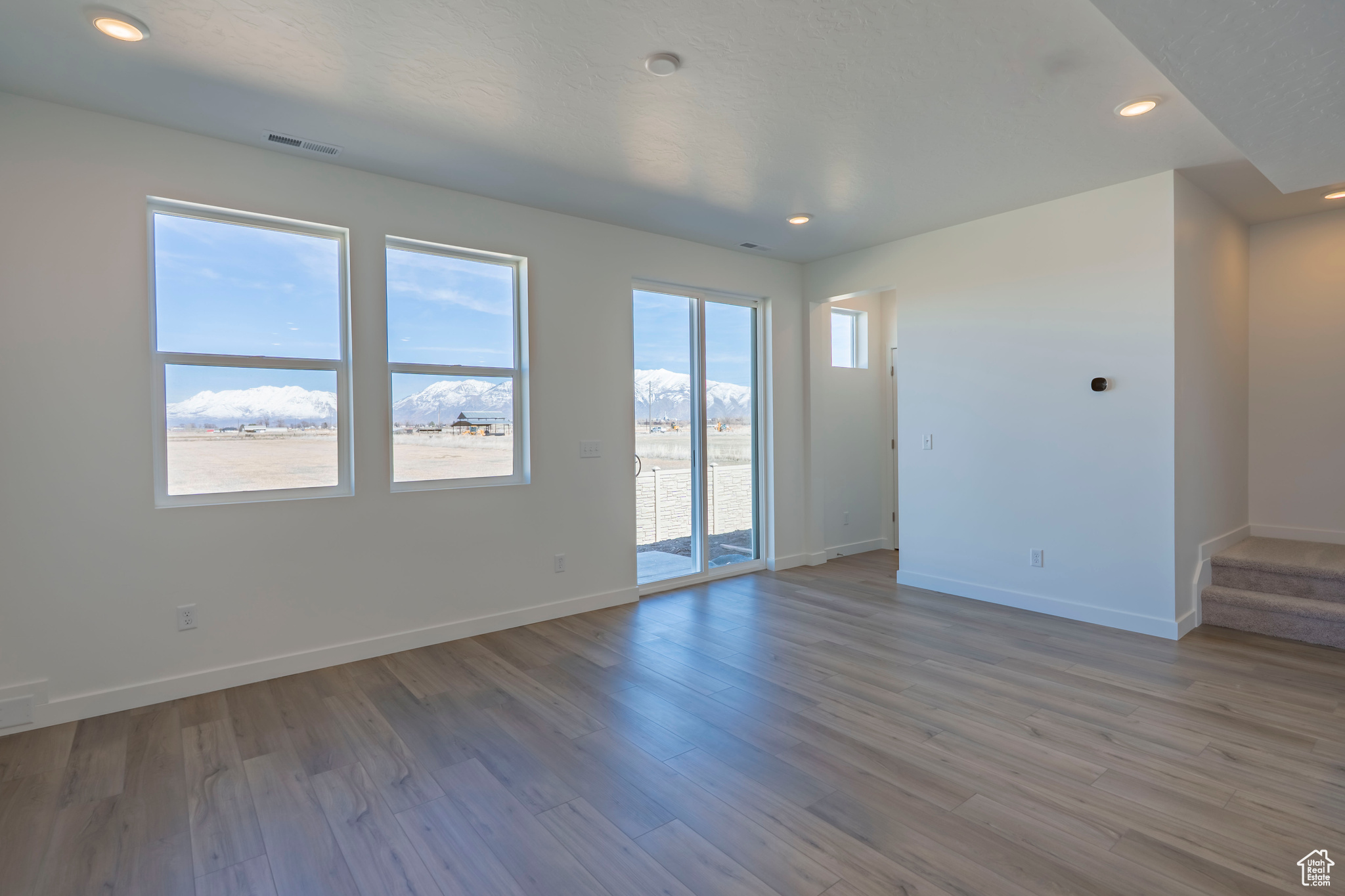 1538 N Summer Springs Cove Cv, Salem, Utah image 5