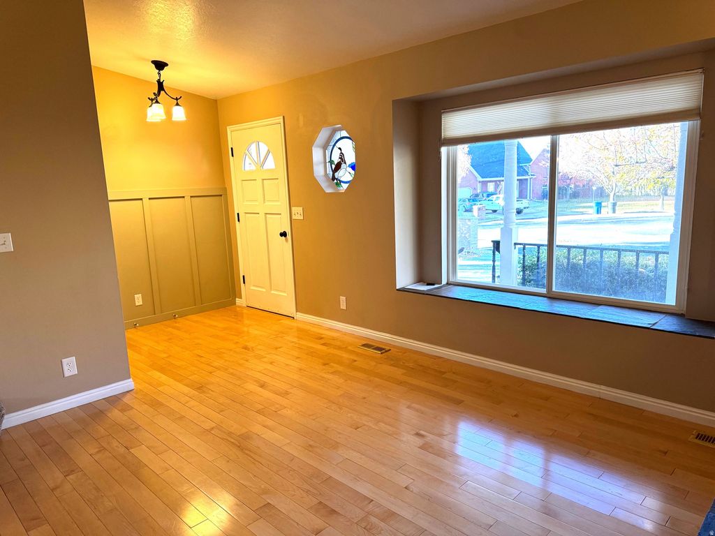 Photo of 1374 E 260 N, Logan, UT 84321 (MLS # 2122189)