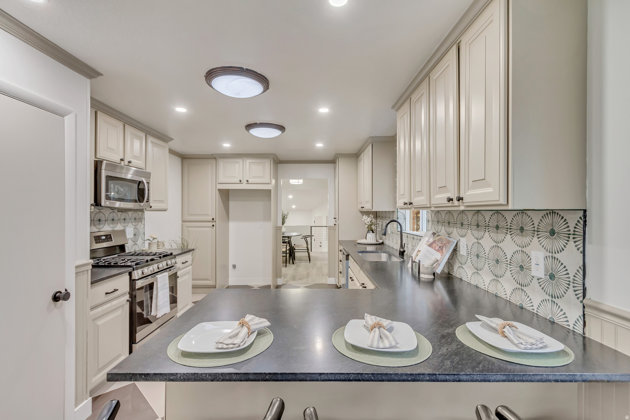 NIBLEY PARK - Residential