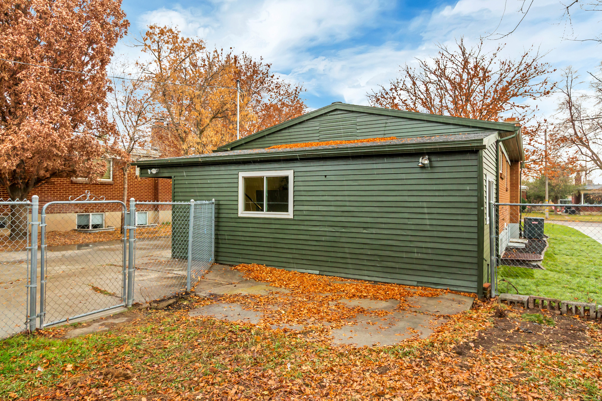 NIBLEY PARK - Residential