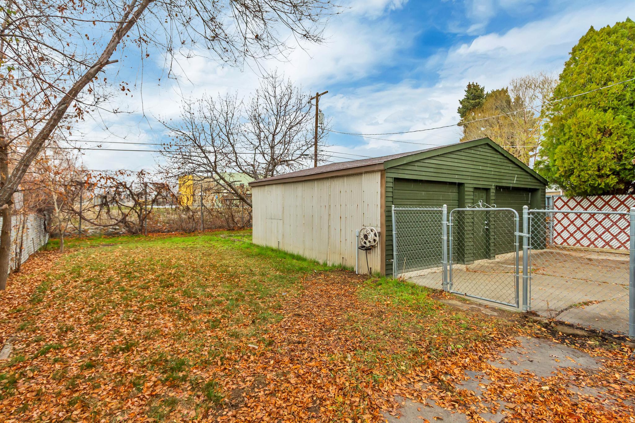 NIBLEY PARK - Residential