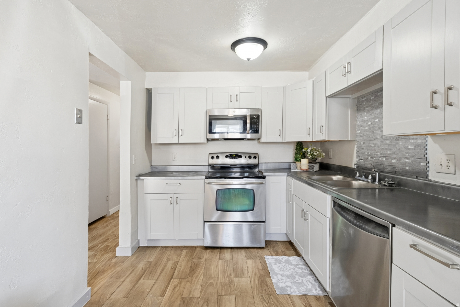 IRVING CIRCLE CONDM - Residential