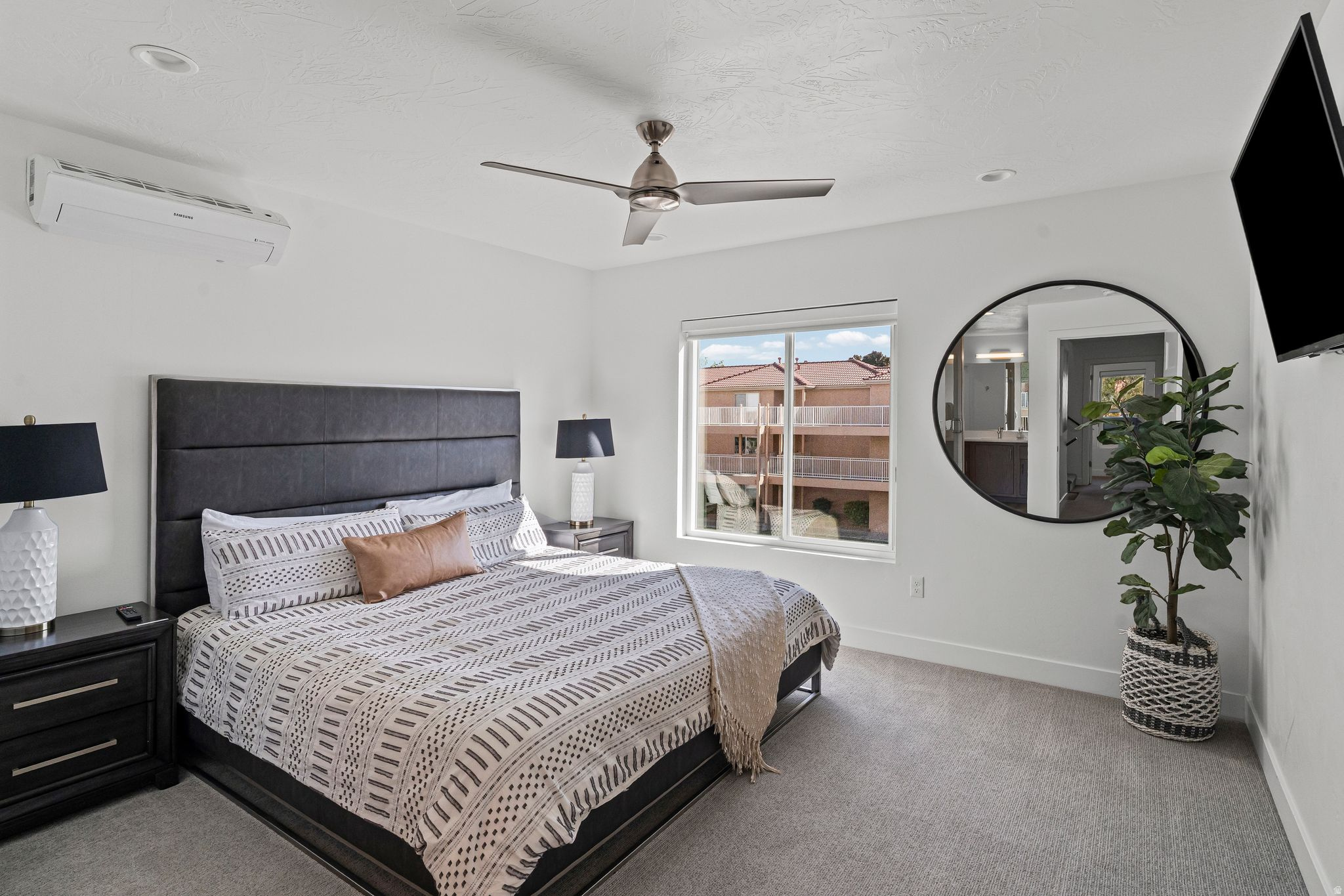 VUE AT GREEN VALLEY - Residential